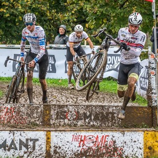 Anselmi, F. Agostinacchio e Careri sul podio del 15° Ciclocross di Brugherio (MB)