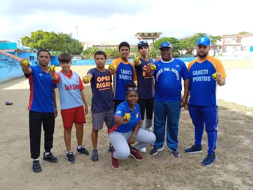 La FIBS Piemonte dona palle da baseball5 ai bambini di Cuba