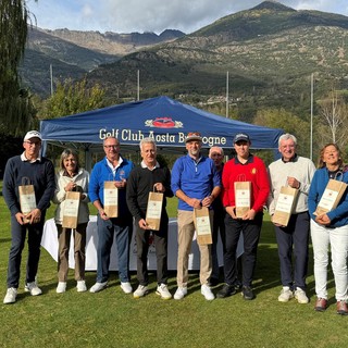 Da sinistra: Andrea Cheli, Susy Cuneaz, Edi Avoyer, Lauro Bionaz, James Paul Woodall, Gianfranco Ratibondi, Umberto Luksch, Attilio Celesia e Sara Raiteri.