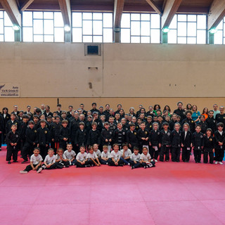 Grande Successo per il Saggio di Kung Fu della Scuola Fenghuang Long ad Aosta