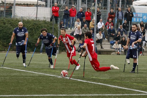 Campionato Italiano Calcio Amputati 2024: La seconda giornata regala emozioni e colpi di scena a Chieri