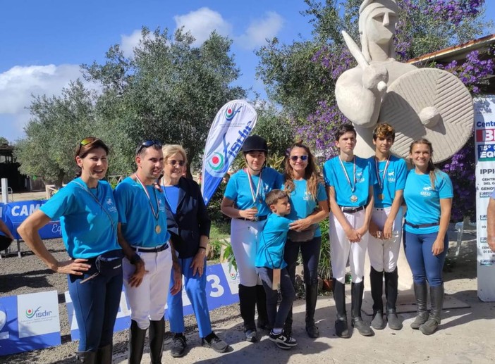 Equitazione: Bronzo di Alice Vallet agli assoluti Avres